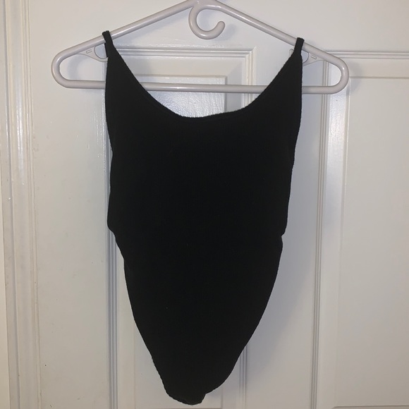 Aritzia low back bodysuit - Picture 1 of 4
